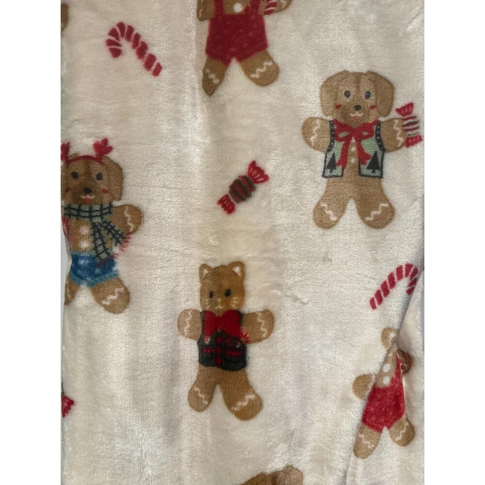 Christmas Gingerbread Cat & Dog Blanket